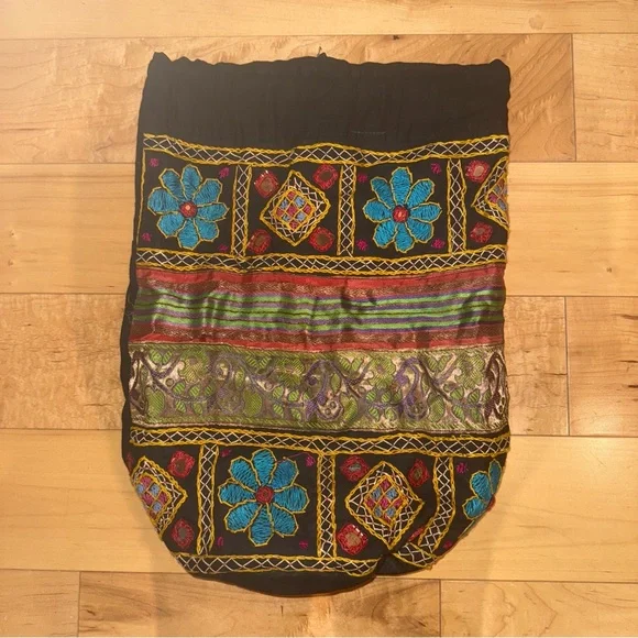 Colorful Embroidered Bohemian backpack - Picture 2 of 5